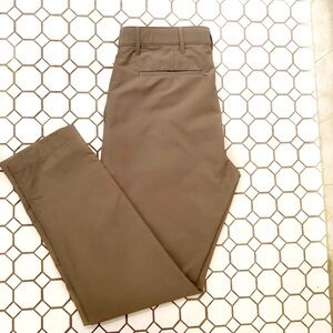 Banana Republic Men’s Performance Tech
Pants